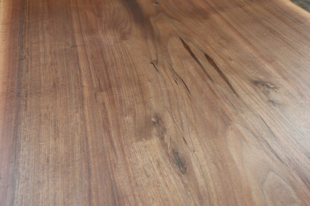 一枚板　ウォールナット　幅1600×奥990～1040×厚59（ｍｍ）　ＭＳ－7778