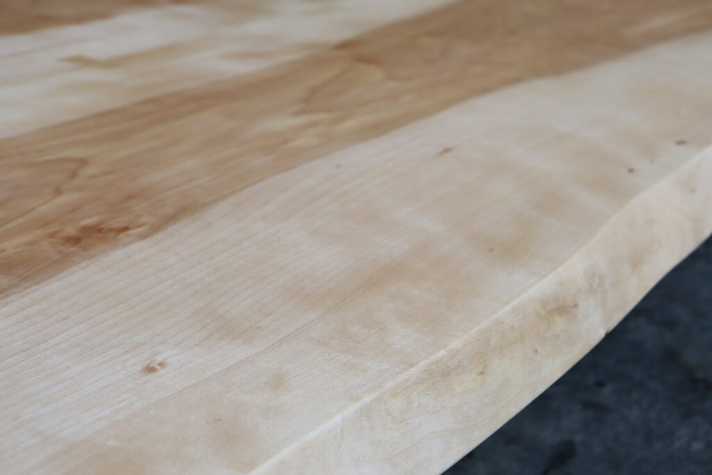 天板（ブックマッチ）　カバ桜　幅1800×奥920～940×厚43（ｍｍ）　MS-7733