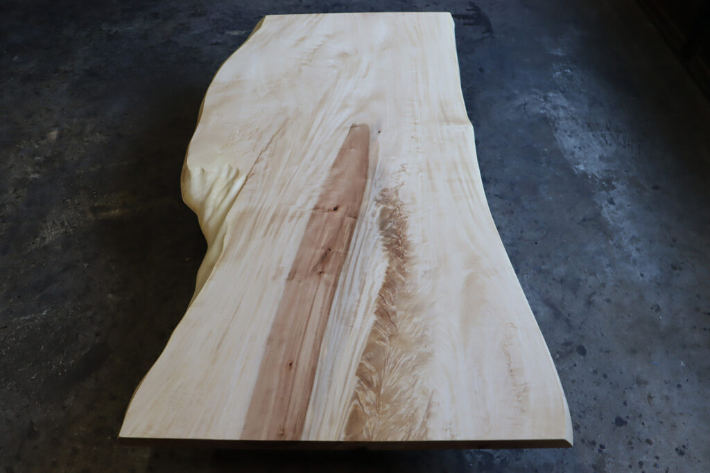 一枚板　栃　幅1800×奥850～1060×厚57（ｍｍ）　MS-7846