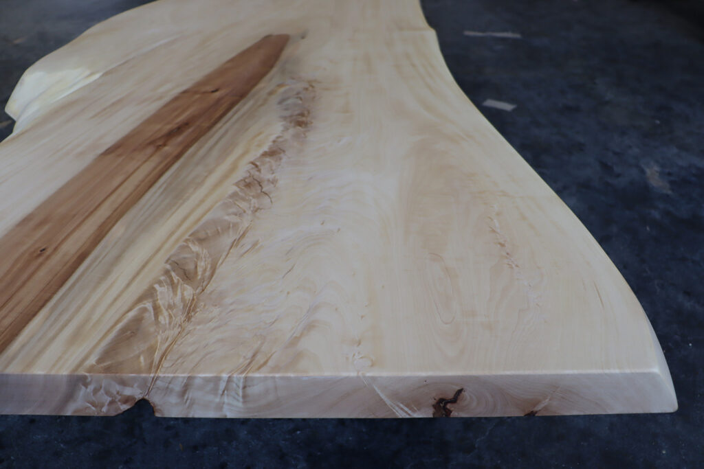 一枚板　栃　幅1800×奥850～1060×厚57（ｍｍ）　MS-7846