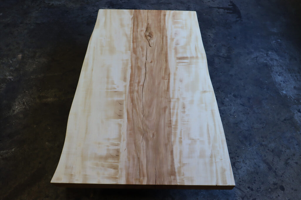 一枚板　栃　幅1500×奥800～920×厚55（ｍｍ）　MS-7836