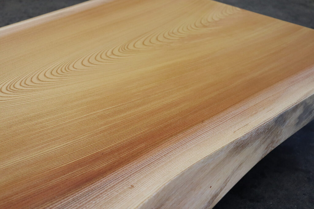一枚板　欅　幅1300×奥680～730×厚50（ｍｍ）　MS-7863